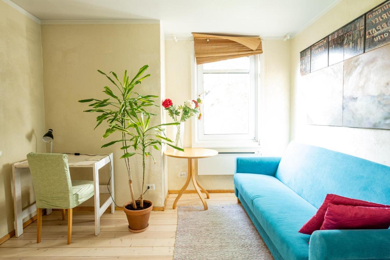 Artists Apartment Near Telliskivi Creative Centre Tallinn Exterior photo